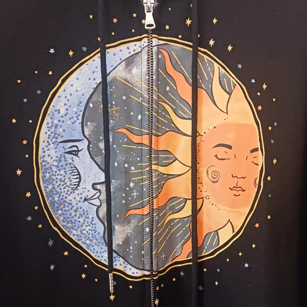 Sun moon hoodie - Picture 5 of 6
